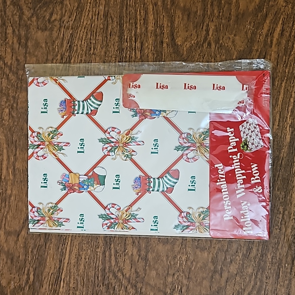 Vintage  NIP personalized Lisa holiday wrapping paper and pull bow